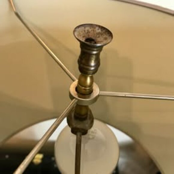 Vintage Antique Chalk Ware Woman Figure Brass Base Table Desk Lamp Works Used - Picture 6 of 8